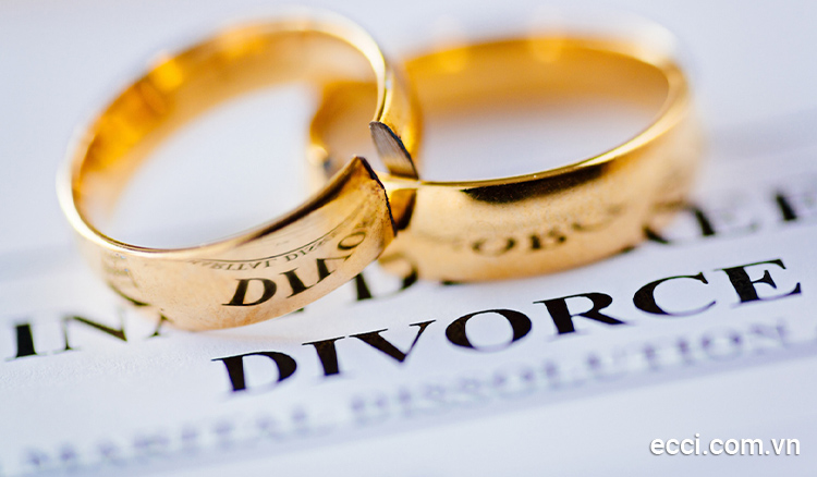 Chi phí thuê Luật sư Gia đình tư vấn sau ly hôn bao nhiêu?