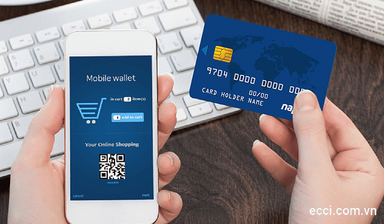 Giao dịch bằng thẻ ATM gắn chip là giải pháp bảo mật an toàn, tránh bị đánh cắp thông tin