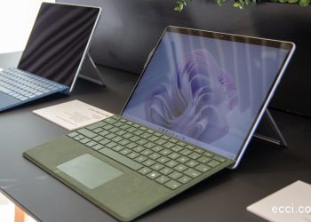 Top 3 loại bàn phím phù hợp với Surface Pro. Khám phá ngay!