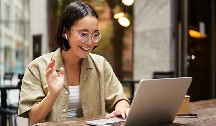 Tôi muốn gửi tin nhắn hàng loạt cho khách hàng trên facebook