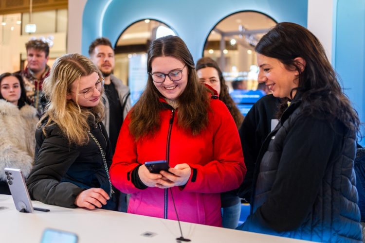 "Điểm rơi" giá vàng của Samsung S25 đầu năm 2026